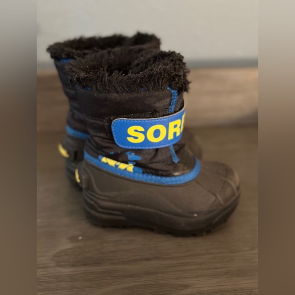 Sorel Commander Waterproof Insulated Winter Boots - Picture 13 of 14